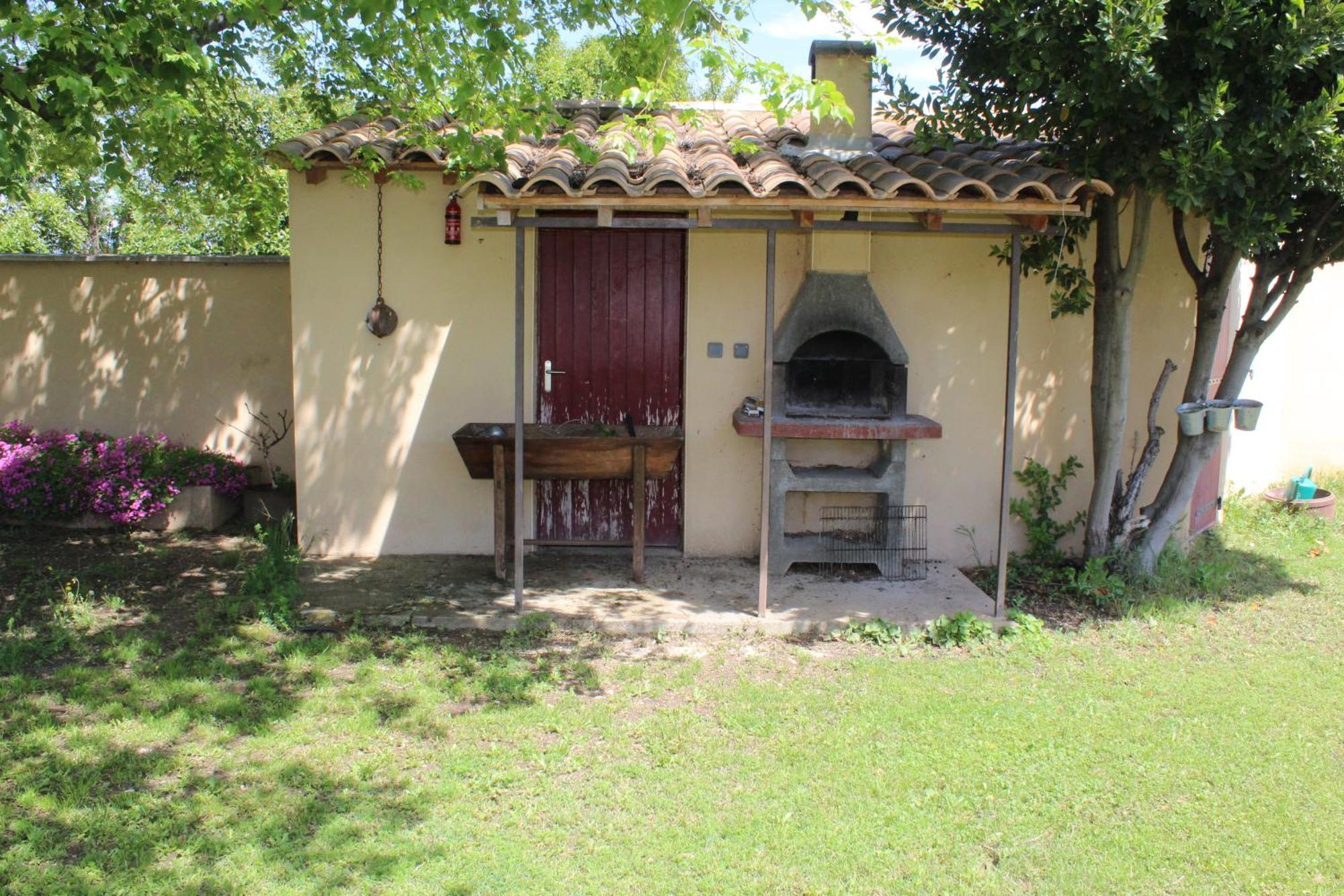 Mas La Gentille ,,, A La Campagne , Beautiful Outdoor , Swimming Pool , Pool House , Nice Green Garden , Bbq ,,, Only For You , Pour Passer Un Sejour Inoubliable Pernes-les-Fontaines Kültér fotó